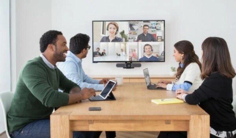 Logitech-Meetup-Conference-Cam-4K-hop-600x600 Logitech-Meetup-Conference-Cam-4K-hop-600x600